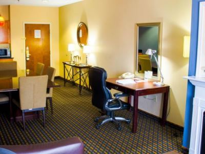 Express & By Ihg Hotel